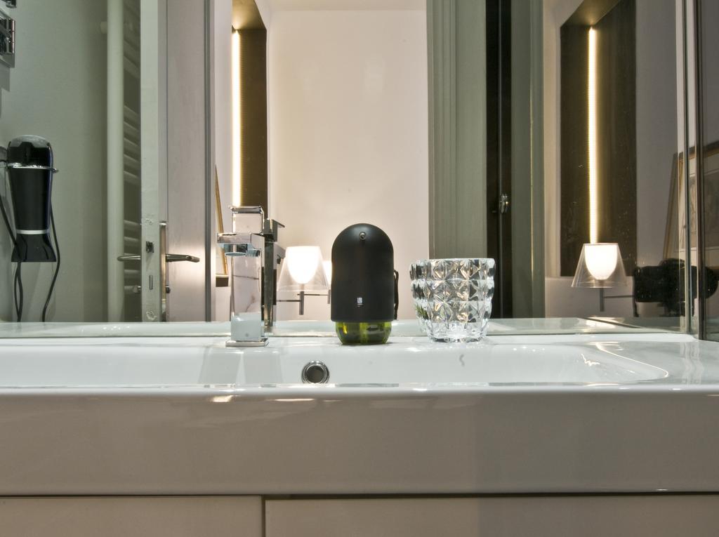 Le Boudoir 137 Apartment บอร์โด ภายนอก รูปภาพ