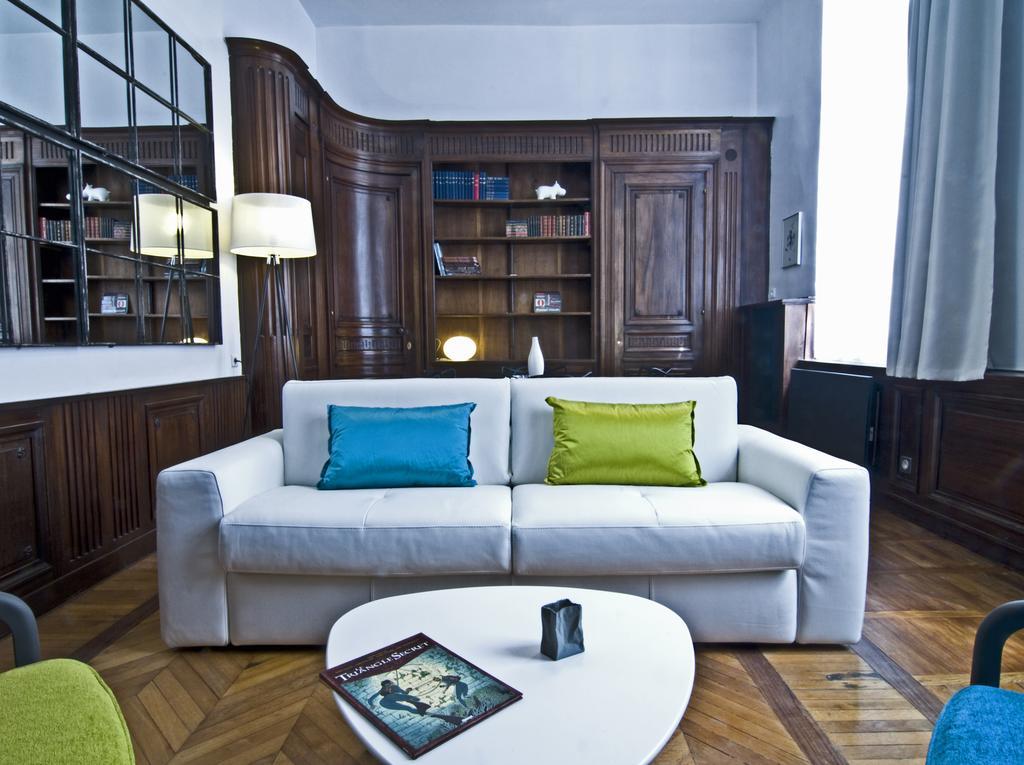 Le Boudoir 137 Apartment บอร์โด ภายนอก รูปภาพ